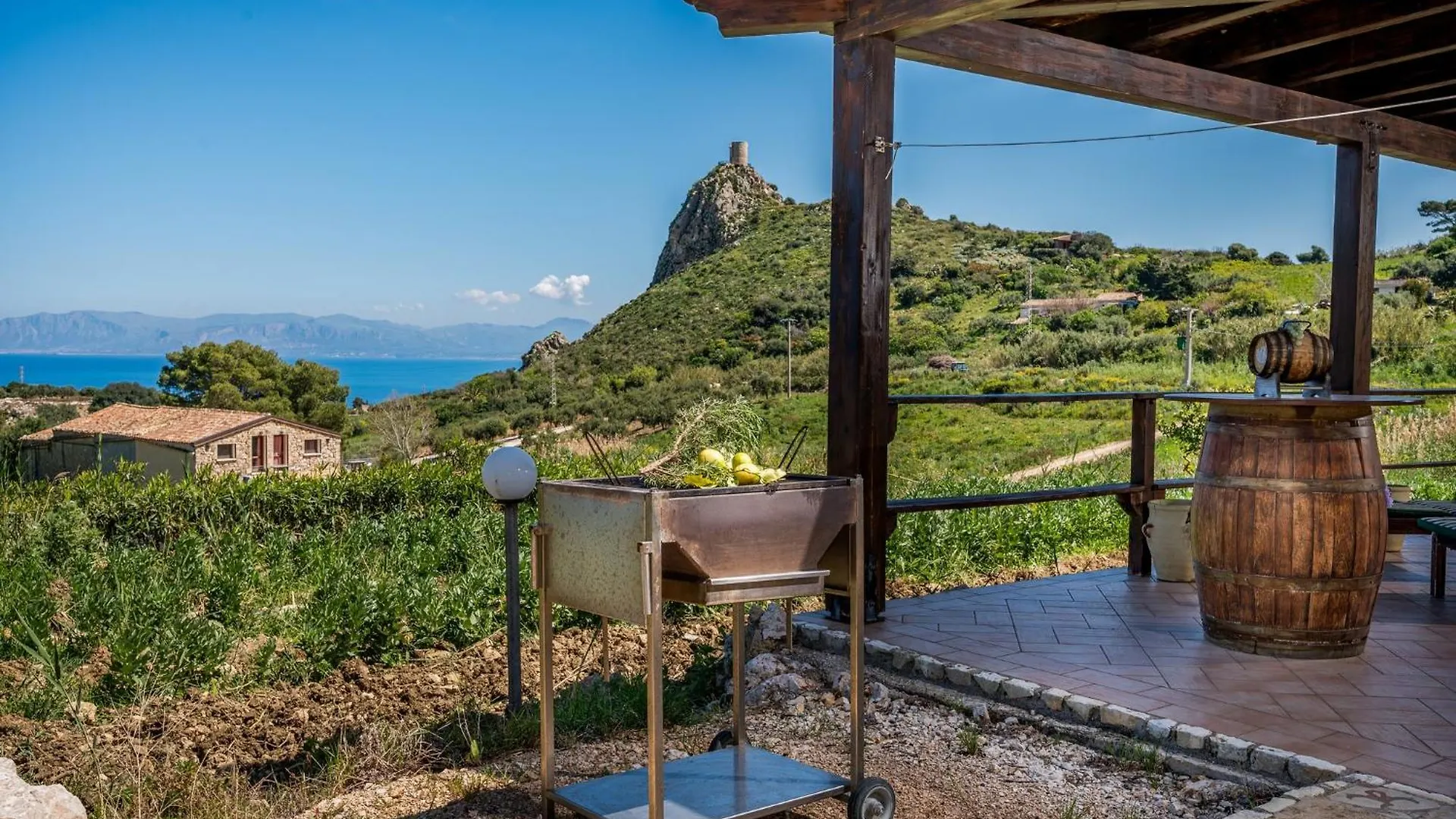 Feriehus Apt Villa Anna E Apt Cantina Vito Vicinissimi Alla Riserva Dello Zingaro Scopello  Italien